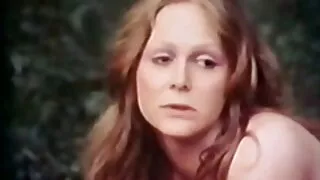यो मीठो एनिम सुन्दरता तपाईं संग मजाक गर्न चाहन्छ. कसरी तपाईं बारेमा?